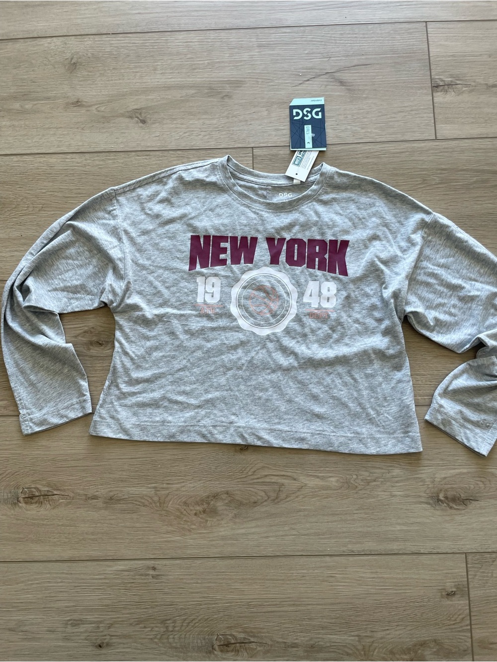 DSG Girls Size Med/10-12 Long Sleeve New York Tee New With Tags